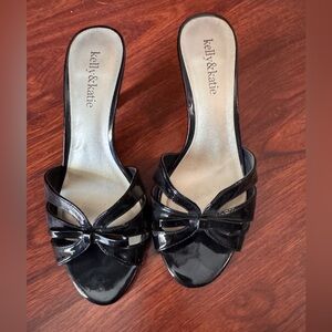 Like New- Kelly & Katie Black Patent Bow Slip-On Heels